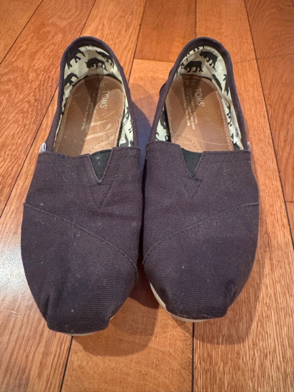 TOMS Classic Black Canvas Slip‑On Shoes Women’s 8 Comfort Casual Everyday
